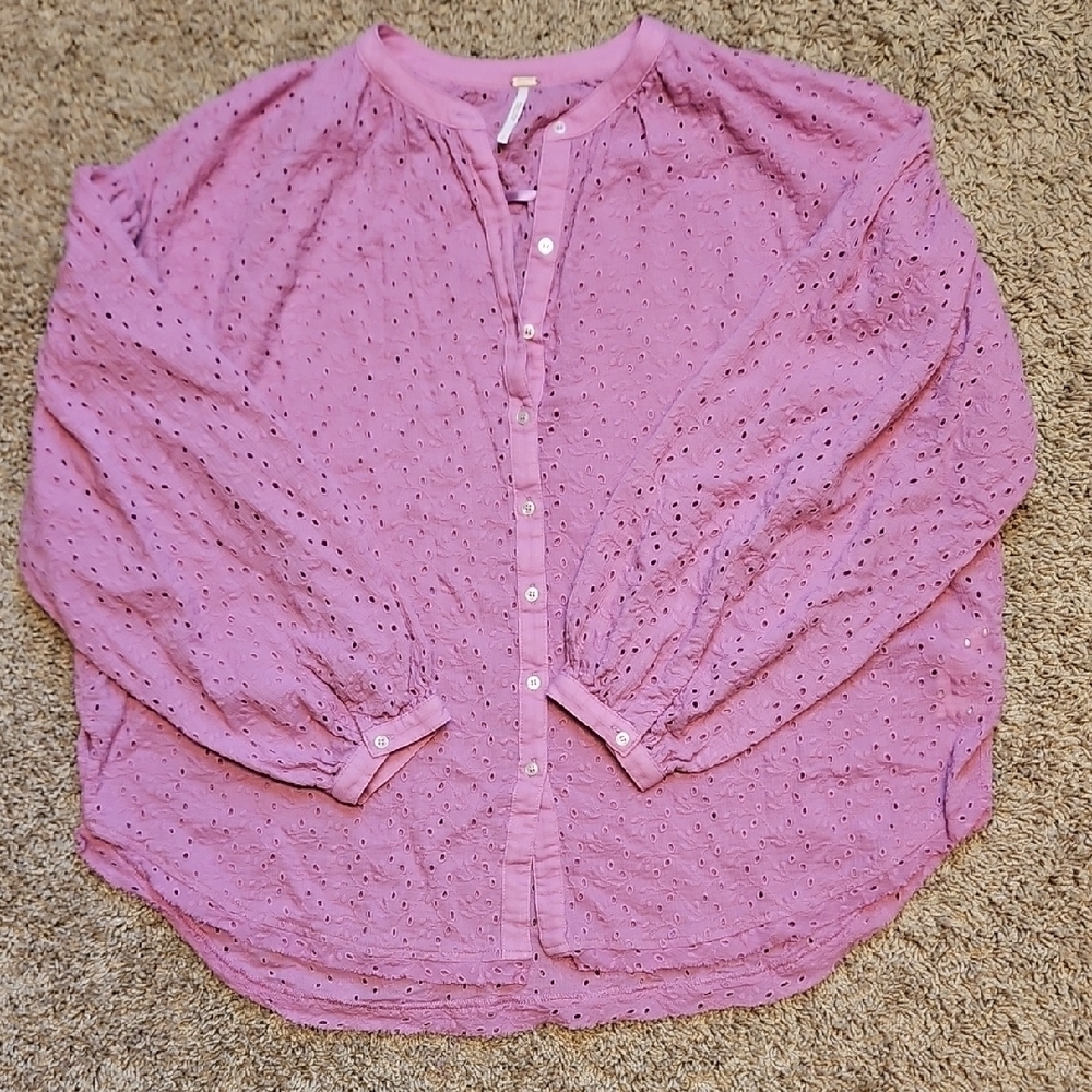 Free People Madison Eyelet Blouse In Orchid - Picture 5 of 11